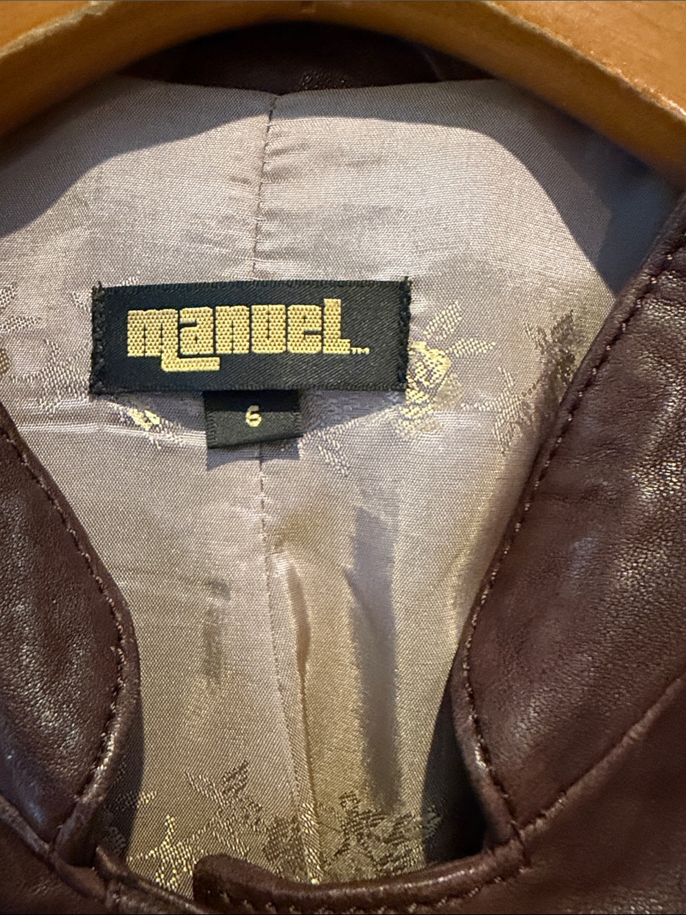 Dark Brown Leather Button-Front Women's Jacket by MANUEL - Picture 4 of 6